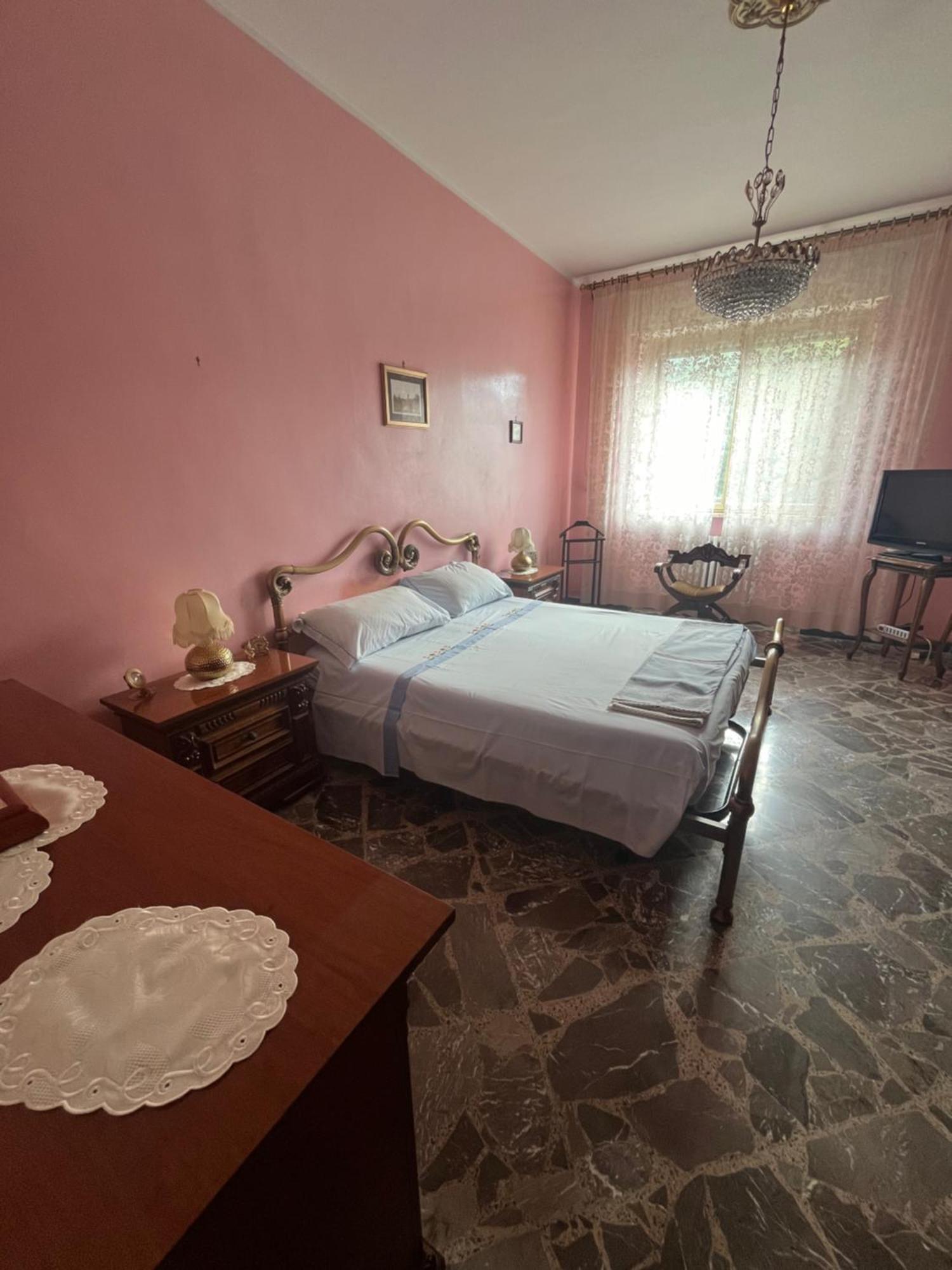 La Casa Di Anna Apartman Brindisi Kültér fotó